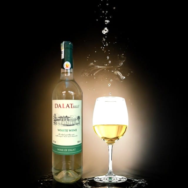 WHITEWINE.11